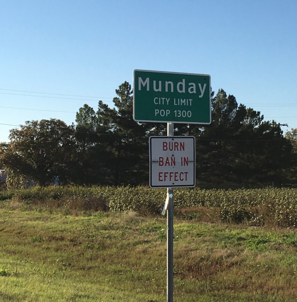 Fixer house in Downtown Munday , Texas LAND IS HOME