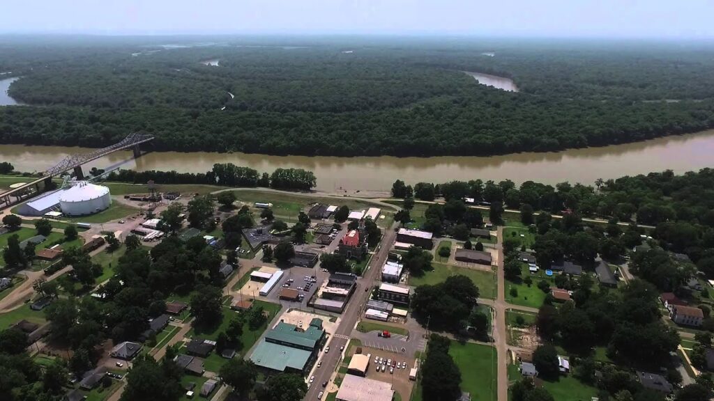 Off HWY Downtown Clarendon, Arkansas .06 Acres LAND IS HOME
