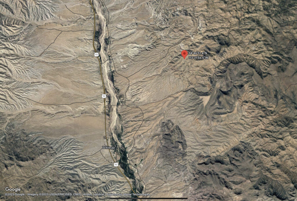 Off Grid Land , Wikieup , AZ. 1.25 Acres LAND IS HOME